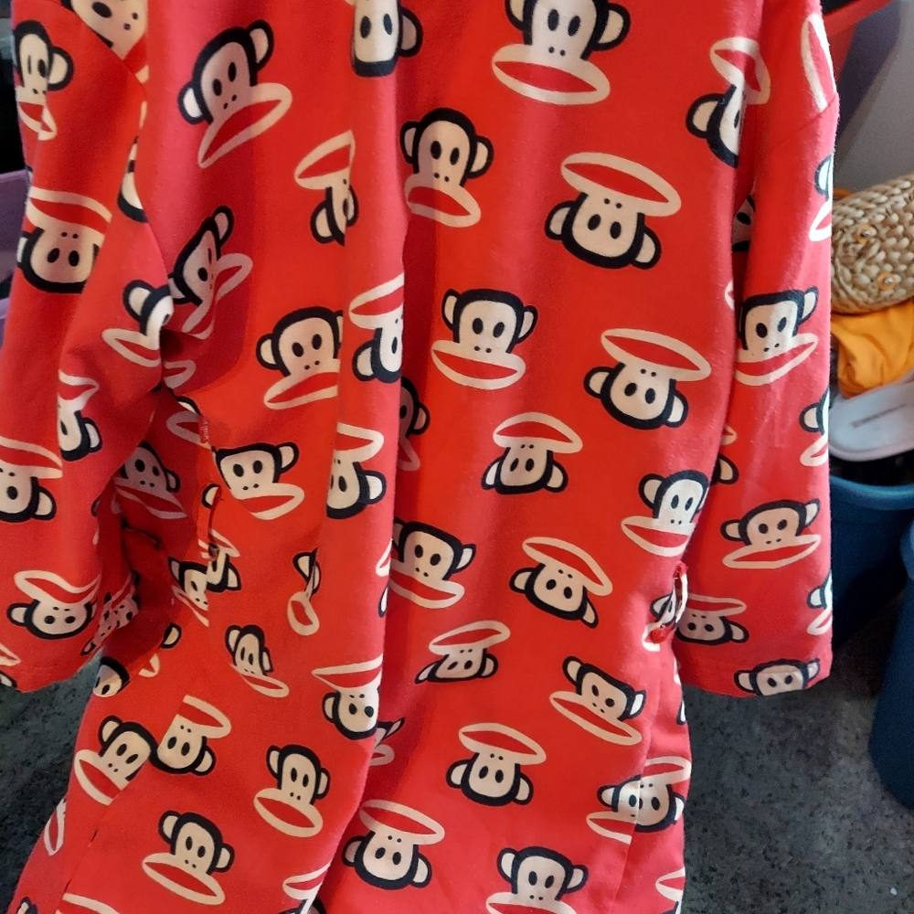 Boy's Small Paul Robe - Picture 2 of 3